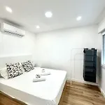 Homes Penthouse Granados Apartman *